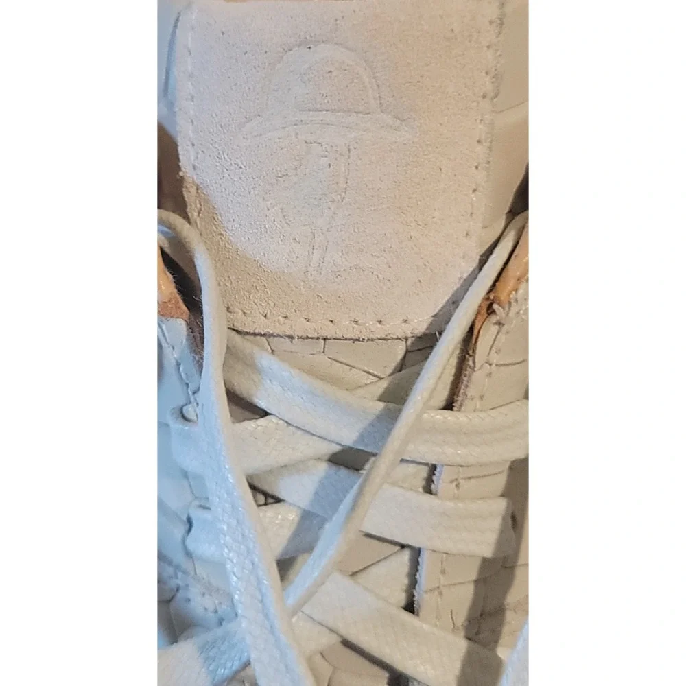 Robert Graham Men's Beige Embossed Aligator Leather Sneakers 8.5D Made in ITALY